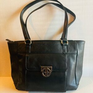 Giani Bernini Chic Black Leather Shoulder Bag